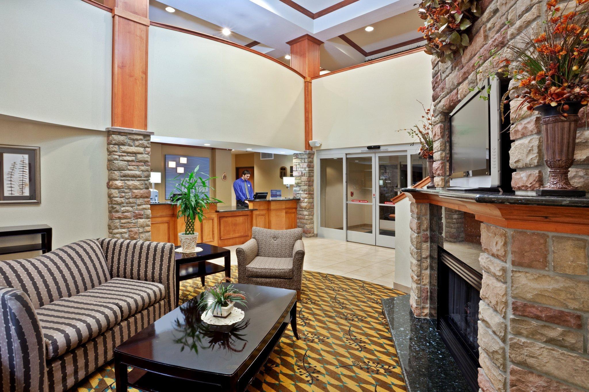 Holiday Inn Express & Suites Nampa - Idaho Center By Ihg מראה חיצוני תמונה