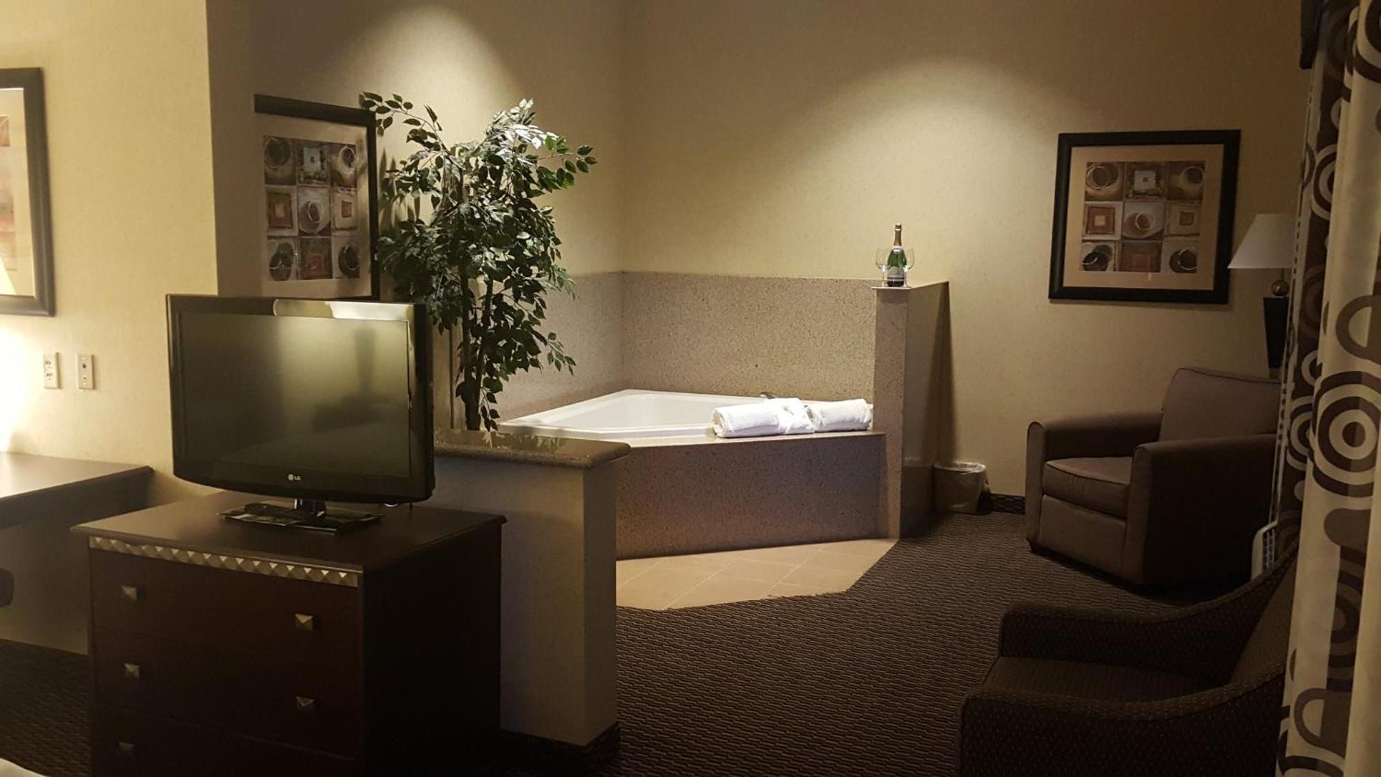 Holiday Inn Express & Suites Nampa - Idaho Center By Ihg מראה חיצוני תמונה