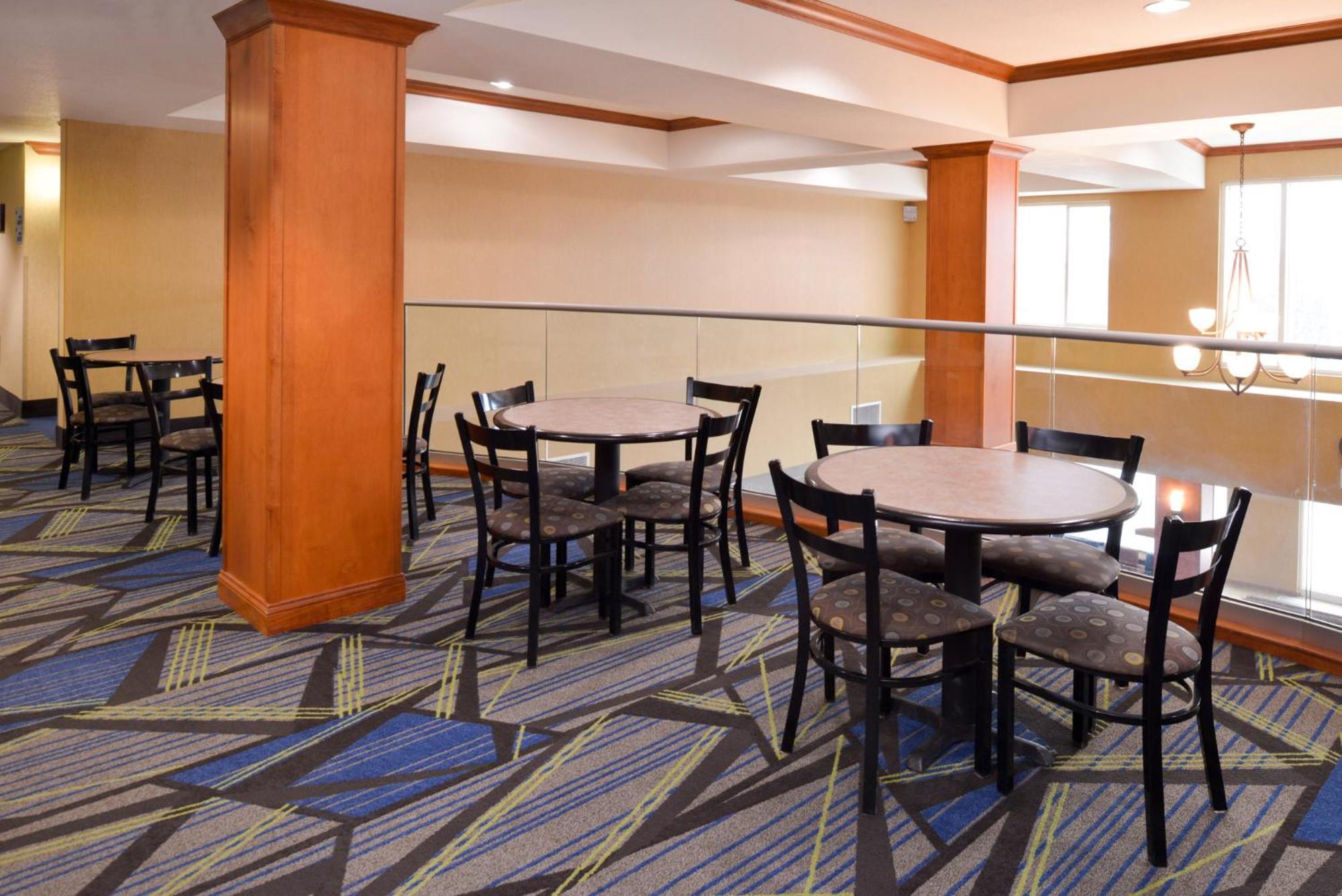 Holiday Inn Express & Suites Nampa - Idaho Center By Ihg מראה חיצוני תמונה