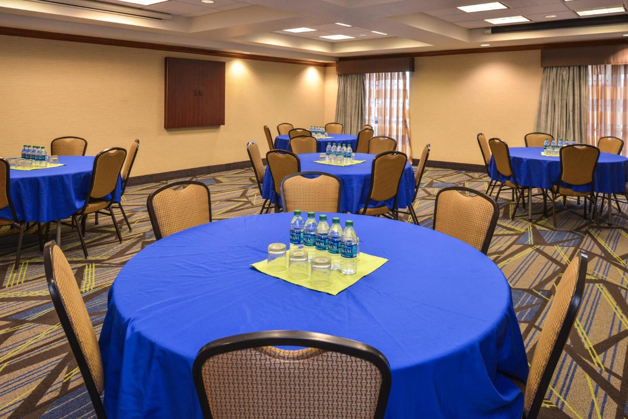 Holiday Inn Express & Suites Nampa - Idaho Center By Ihg מראה חיצוני תמונה