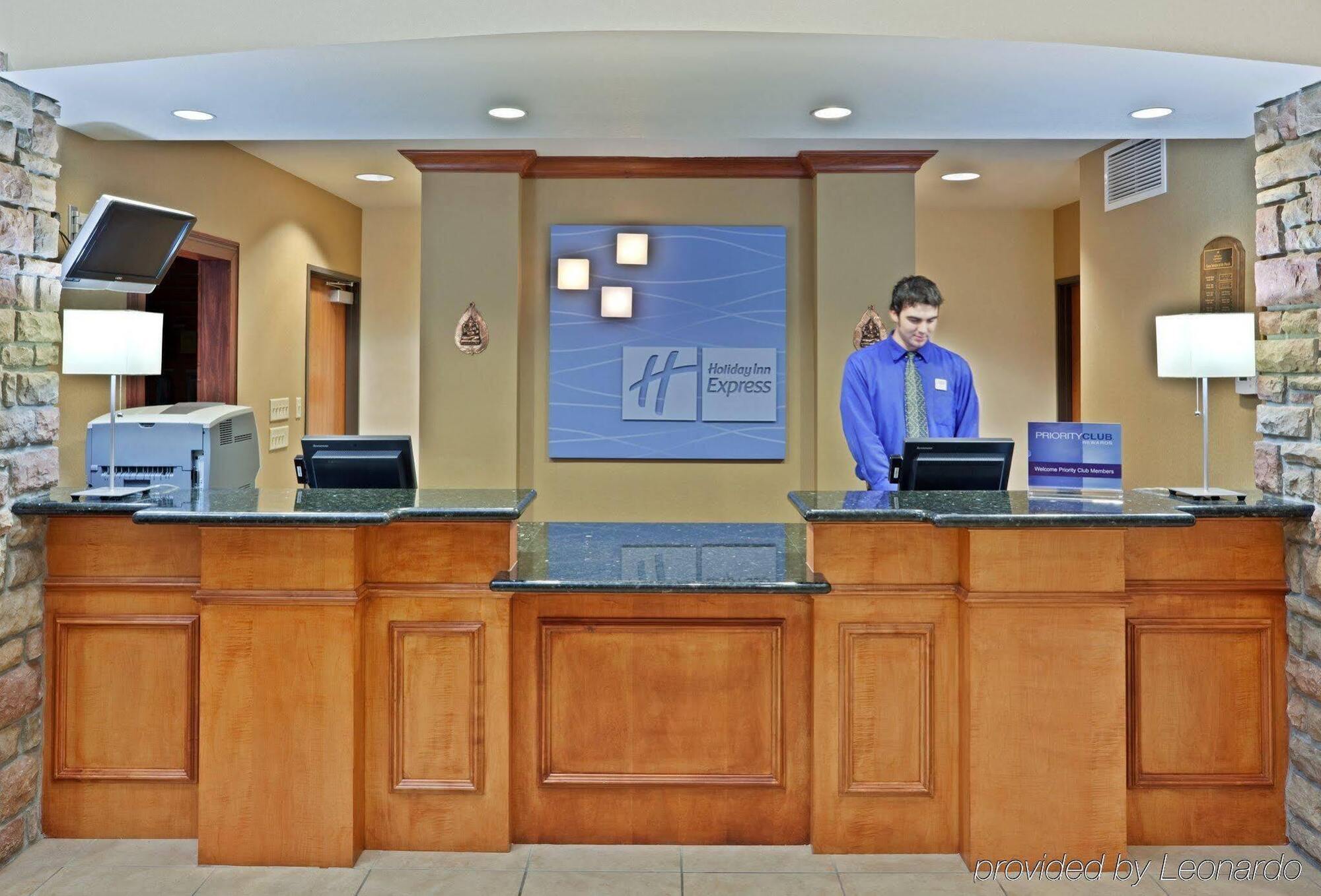 Holiday Inn Express & Suites Nampa - Idaho Center By Ihg מראה חיצוני תמונה